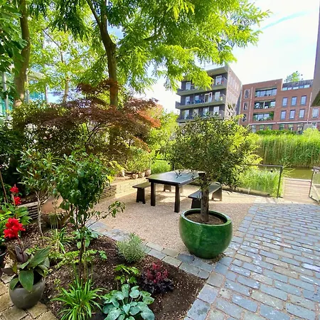 De Groene Tunnel Bed & Breakfast *