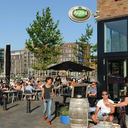 De Groene Tunnel Amsterdam