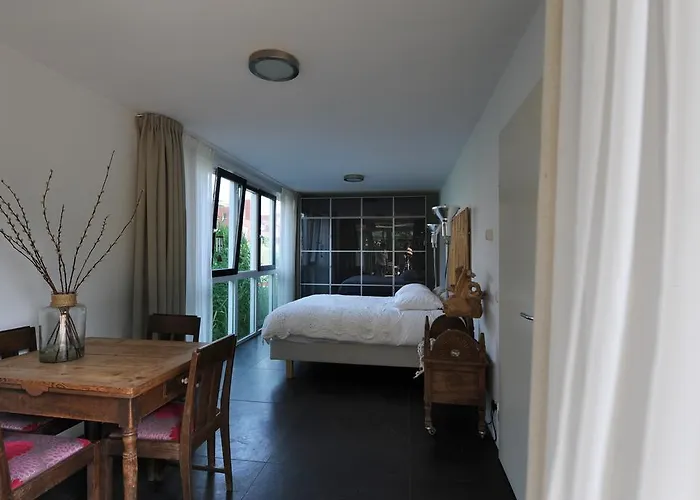 Gæstehus The Tunnel 4*